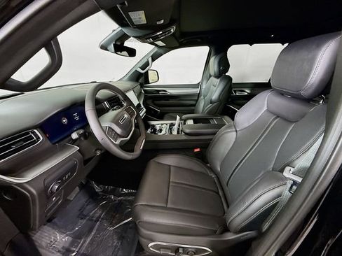 New 2026 Jeep Grand Wagoneer Limited AWD/4WD image 19