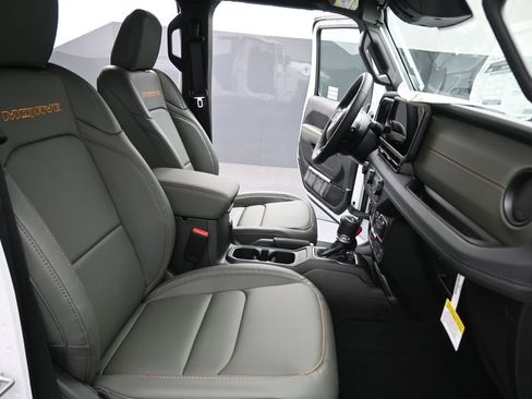 New 2026 Jeep Gladiator Mojave AWD/4WD image 24