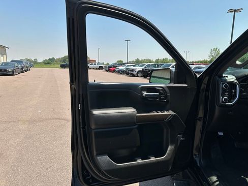 Used 2021 GMC Sierra 1500 Denali w/ Denali Ultimate Package AWD/4WD image 11