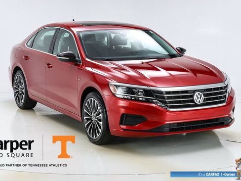 Used 2022 Volkswagen Passat 2.0T FWD image 53