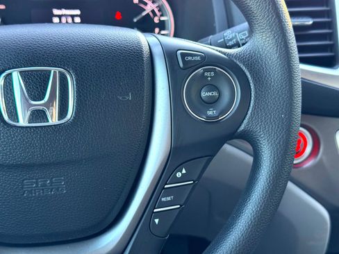 Used 2018 Honda Pilot EX image 25