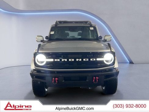 Used 2021 Ford Bronco Outer Banks image 8