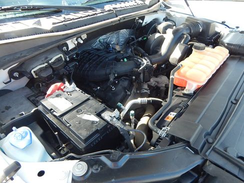 Used 2017 Ford F150 XL w/ Equipment Group 101A Mid RWD image 24