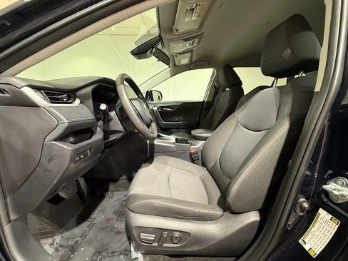 Certified 2025 Toyota RAV4 XLE AWD/4WD image 13
