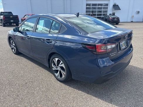 Used 2024 Subaru Legacy Premium image 4