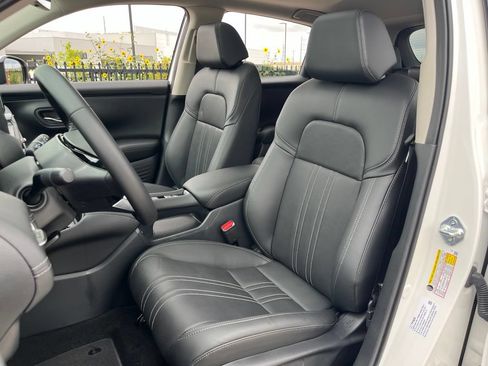 Certified 2026 Honda HR-V EX-L image 24