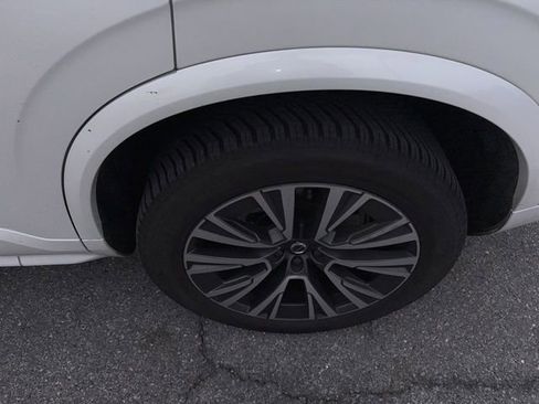 Used 2021 Volvo XC90 T6 Momentum image 14