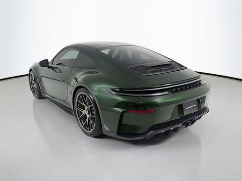 Certified 2026 Porsche 911 GT3 RWD image 3