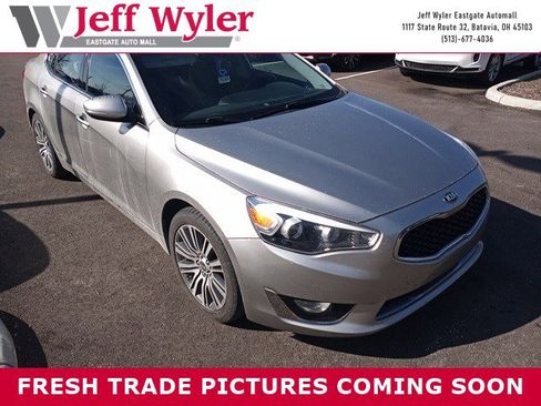 Used 2014 Kia Cadenza Premium image 1