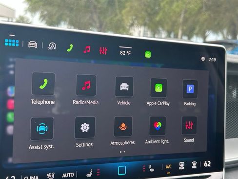 New 2026 Volkswagen Tiguan SE FWD image 15
