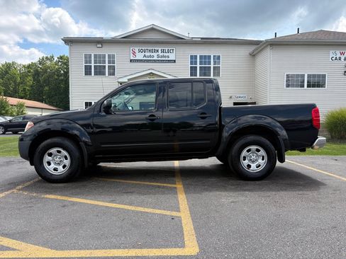 Used 2012 Nissan Frontier S AWD/4WD image 1