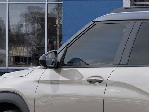 New 2026 Chevrolet TrailBlazer RS FWD image 32