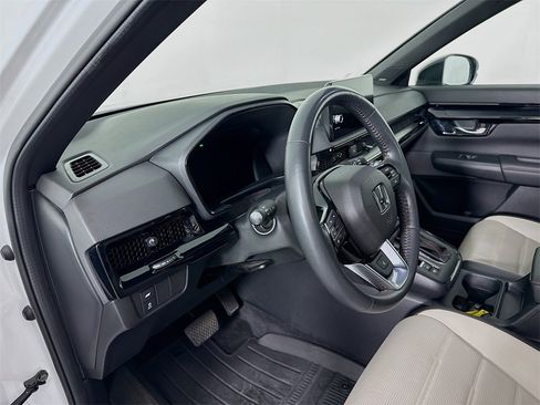 Used 2023 Honda CR-V Sport Touring image 4