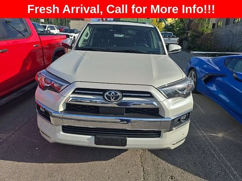 Used 2021 Toyota 4Runner Limited AWD/4WD image 2