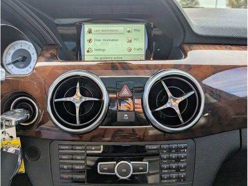 Used 2014 Mercedes-Benz GLK 350 4MATIC w/ Premium 1 Package image 22