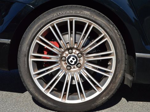 Used 2011 Bentley Flying Spur Flying Spur Speed image 12