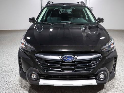 Used 2023 Subaru Outback Limited XT AWD/4WD image 4