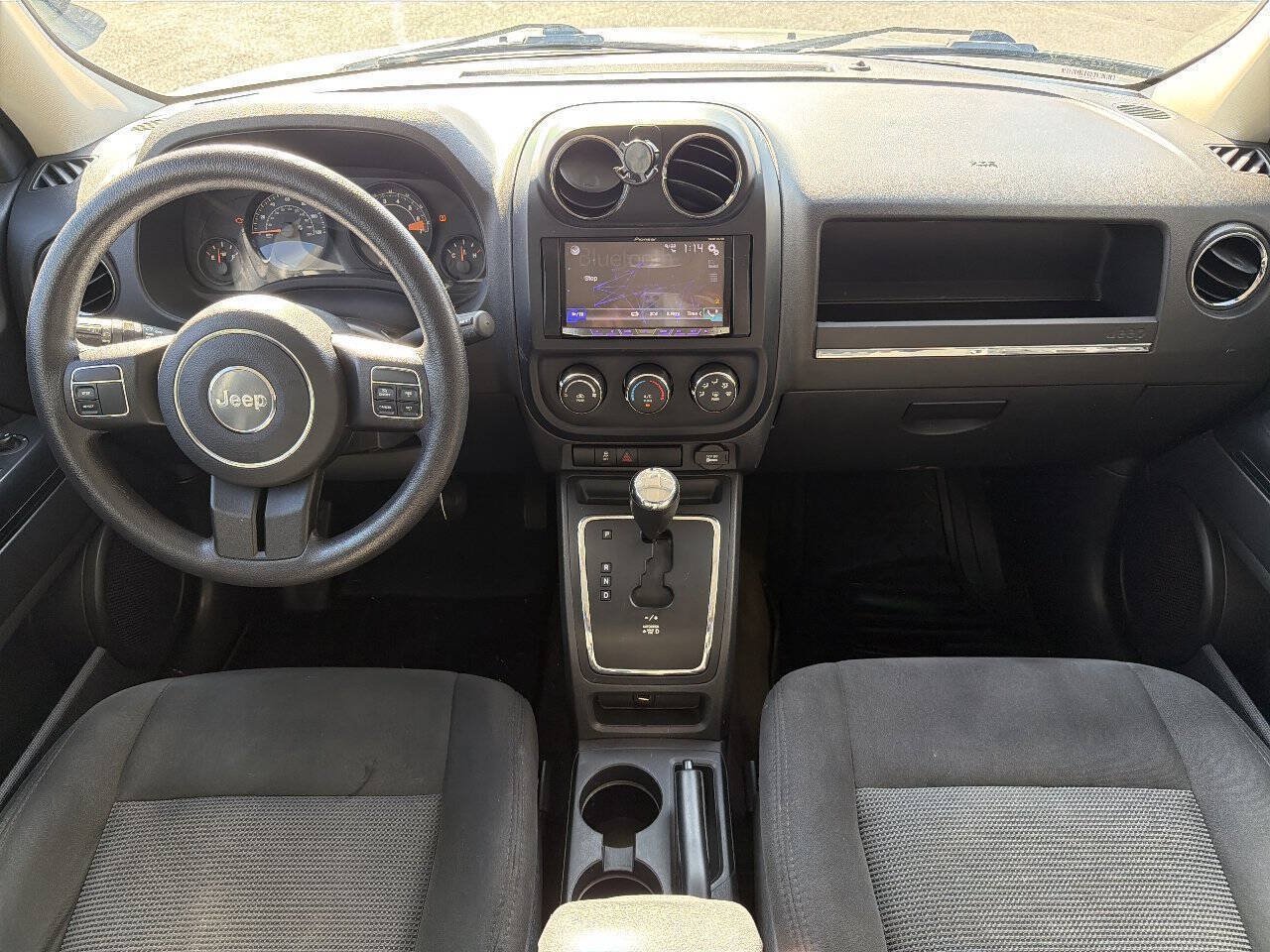 Used 2016 Jeep Patriot Sport w/ Power Value Group AWD/4WD image 23