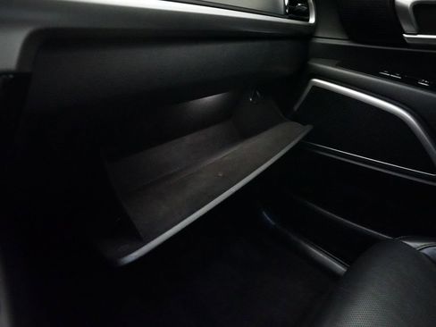 Used 2020 Kia Telluride S AWD/4WD image 29