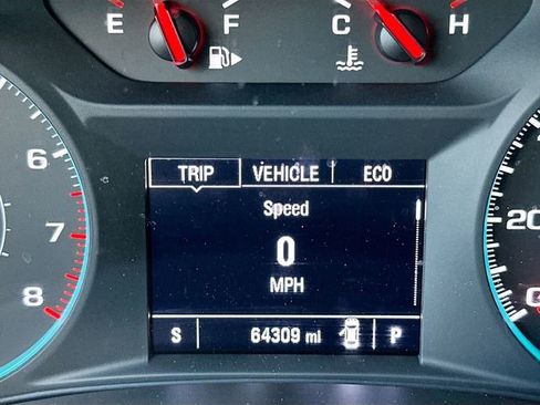 Used 2022 Chevrolet Malibu LS FWD image 13