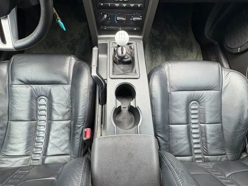 Used 2005 Ford Mustang GT RWD image 20