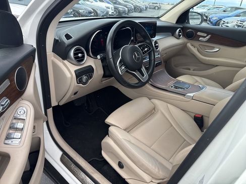 Used 2022 Mercedes-Benz GLC 300 image 7