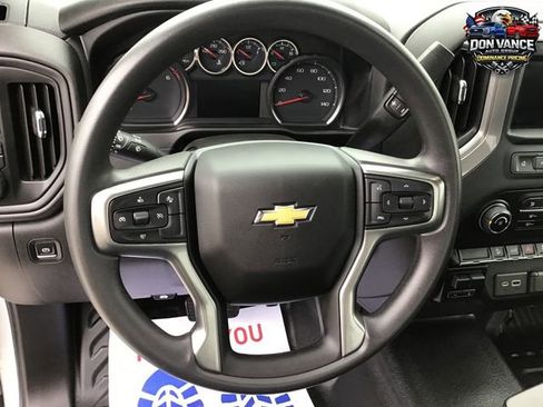 Used 2021 Chevrolet Silverado 2500 W/T w/ WT Convenience Package AWD/4WD image 14