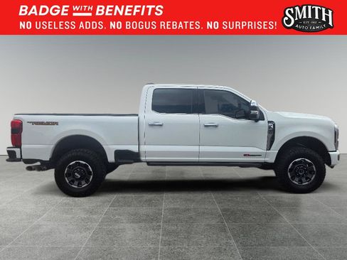 Used 2024 Ford F250 Platinum w/ Tremor Off-Road Package AWD/4WD image 3