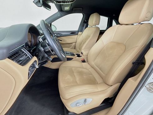 Used 2020 Porsche Macan image 5