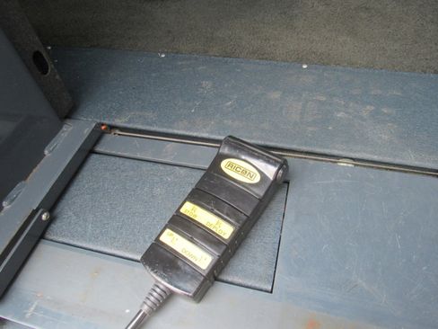 Used 2018 GMC Savana 2500 Extended w/ Enhanced Convenience Package image 10