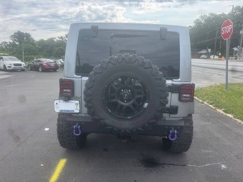 Used 2014 Jeep Wrangler Unlimited Rubicon w/ Dual Top Group AWD/4WD image 5