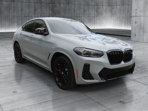 Used 2025 BMW X4 M40i w/ Premium Package AWD/4WD image 9