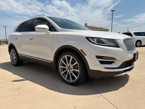 Used 2019 Lincoln MKC Reserve w/ MKC Climate Package FWD image 1