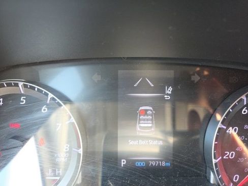 Used 2020 Toyota Highlander LE w/ Protection Package #3 FWD image 14