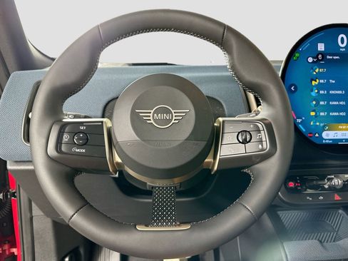 Certified 2025 MINI Cooper Countryman S image 14