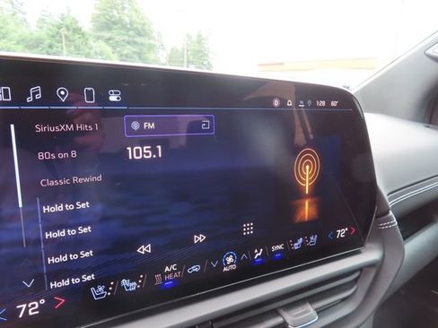 Certified 2025 Chevrolet Silverado EV LT AWD/4WD image 26