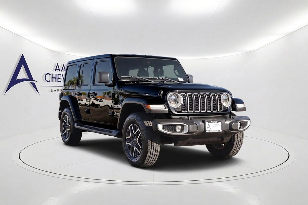 Used 2024 Jeep Wrangler Unlimited Sahara AWD/4WD image 3