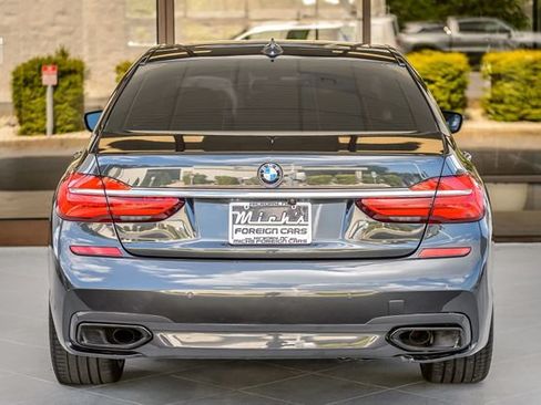 Used 2019 BMW 740i w/ M Sport Package RWD image 8