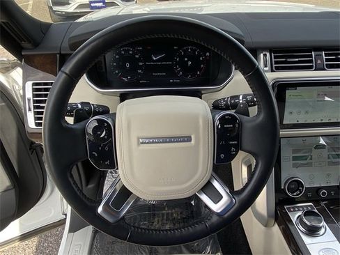 Used 2021 Land Rover Range Rover image 10