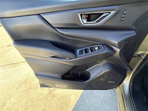 Used 2024 Subaru Ascent Limited w/ Technology Package image 13