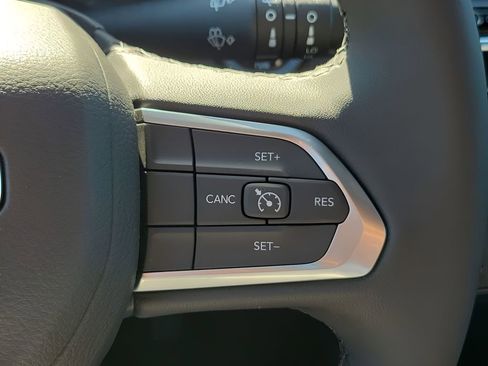 New 2026 Jeep Compass Latitude AWD/4WD image 35