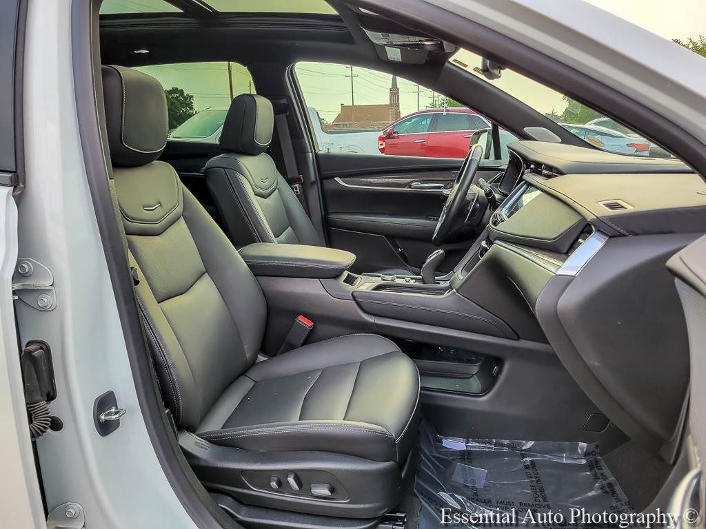Used 2023 Cadillac XT5 Sportv AWD/4WD image 34