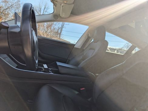 Used 2019 Tesla Model 3 Long Range image 26