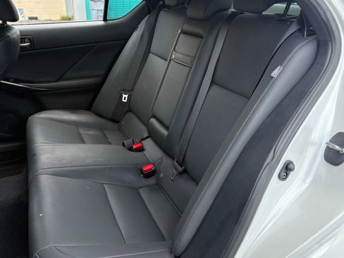 Used 2022 Lexus IS 300 w/ Accessory Package RWD image 11