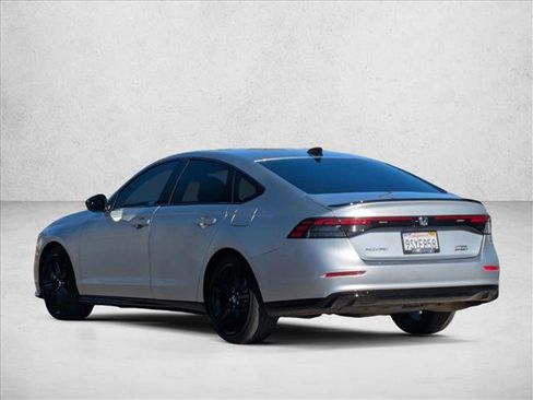 Used 2025 Honda Accord Sport image 8