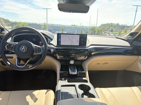 Certified 2025 Acura MDX w/ Technology Package AWD/4WD image 28