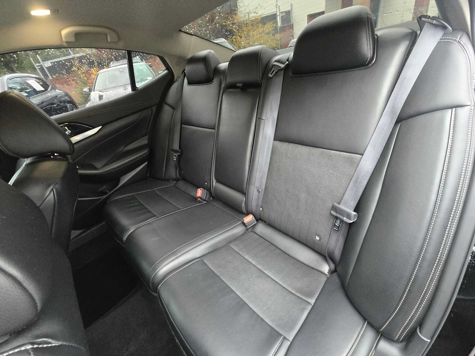 Used 2023 Nissan Maxima SV FWD image 15