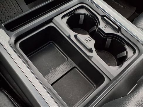 Used 2024 Ford F250 Lariat w/ Sport Appearance Package image 9