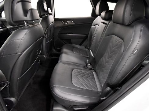 Certified 2025 Kia Sportage X-Line AWD/4WD image 15