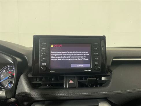 Certified 2021 Toyota RAV4 XLE w/ Convenience Package AWD/4WD image 16